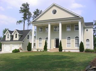 349 Pine Grove Rd, Roswell, GA 30075