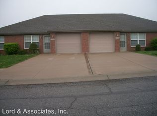 801 Council St APT A, Buckner, MO 64016