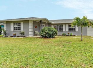 3217 Cambridge Dr W, Bradenton, FL 34205