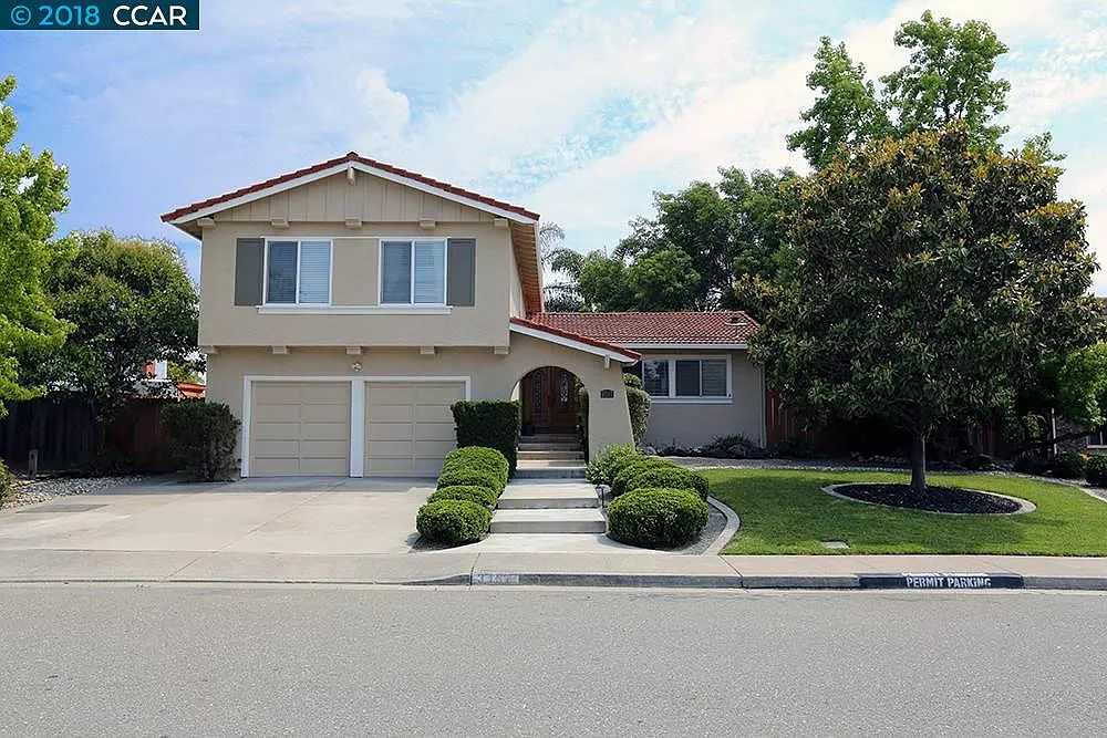 3157 Riviera Way photo 1