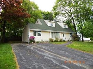 18 Jerome Dr, Cortlandt Manor, NY 10567