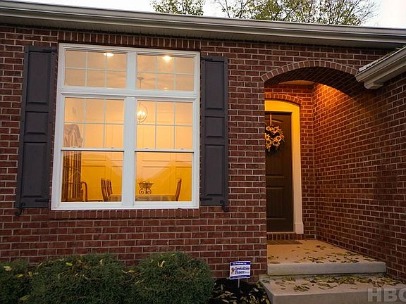 3rd image of 8130 Clearbrook Dr