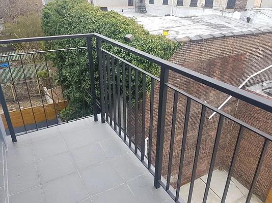 Rented by Makover Group Inc | media 22