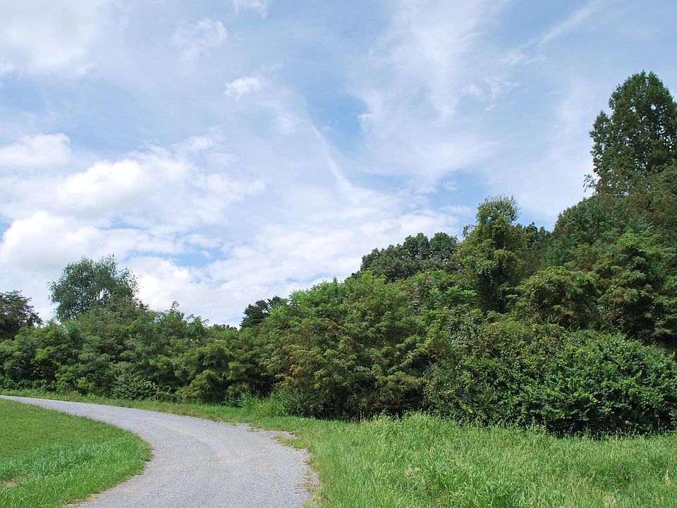 1st image of 17389 Self Hill Dr