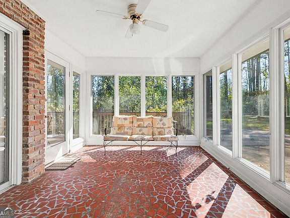3rd image of 5735 Pine Brook Rd