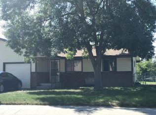 725 E 20th Ave, Torrington, WY 82240