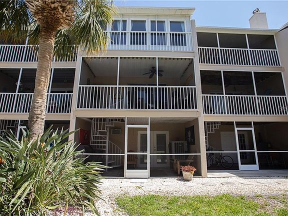 2nd image of 751 Pinellas Bayway S APT 303