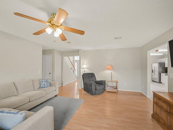 5th image of 10410 Dude Rd