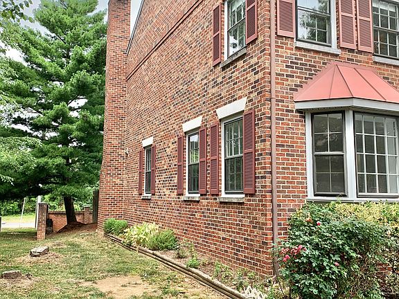 2nd image of 6070 Estates Dr