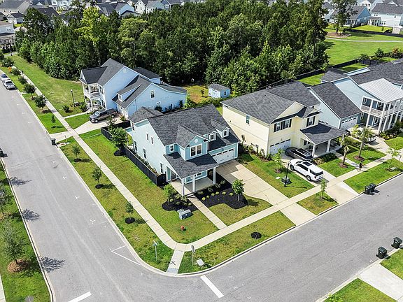 4th image of 128 Ashworth Dr