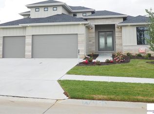 21508 Grover St, Elkhorn, NE 68022