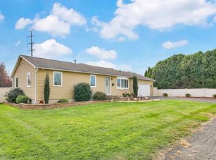 5 Gonet St, Chicopee, MA 01013