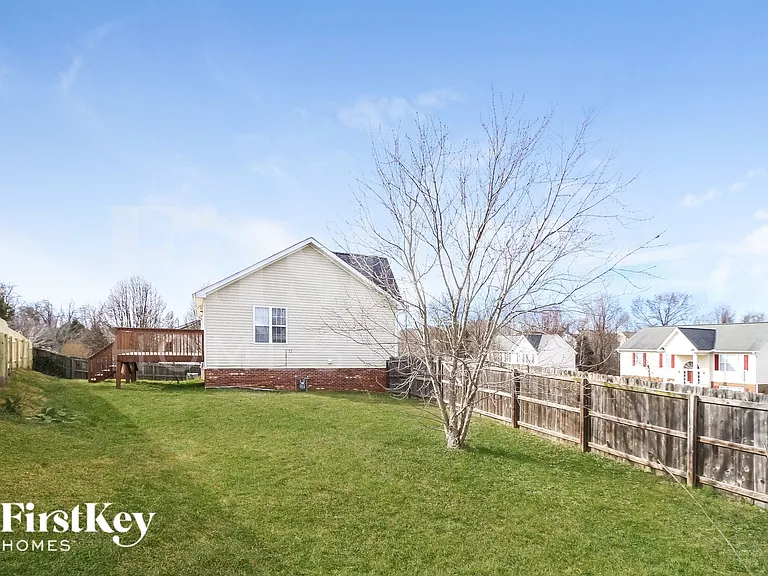 699 Hitchcock Way — Photo 15