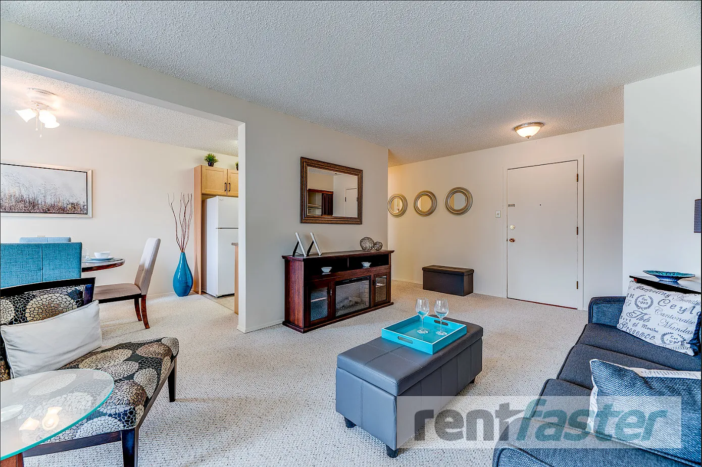 Parklane Apartments — Photo 3