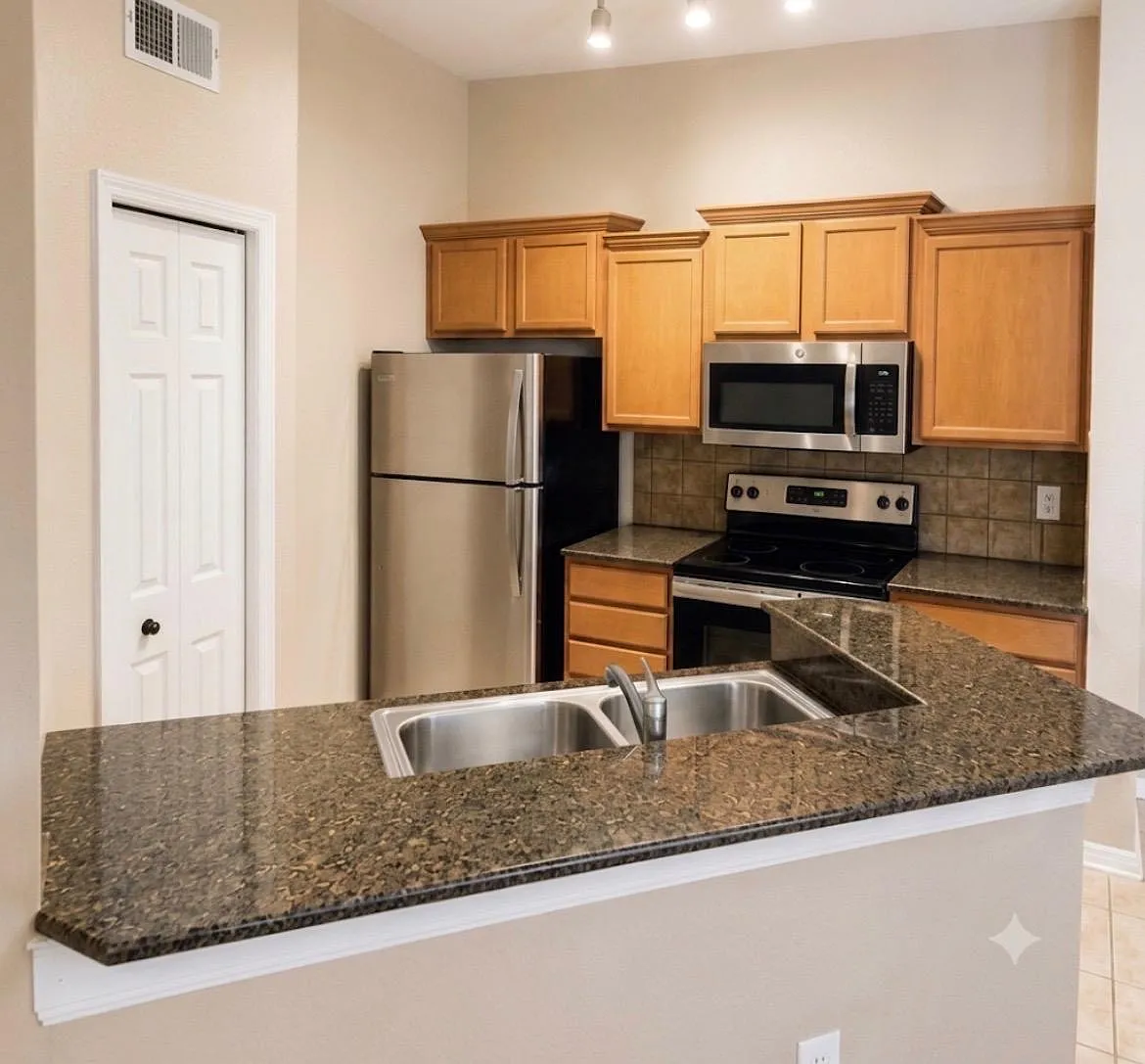 1 bed, 792 sqft, $1,450 — Photo 4