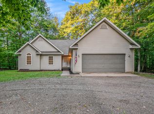 551 Michaywe Dr, Gaylord, MI 49735
