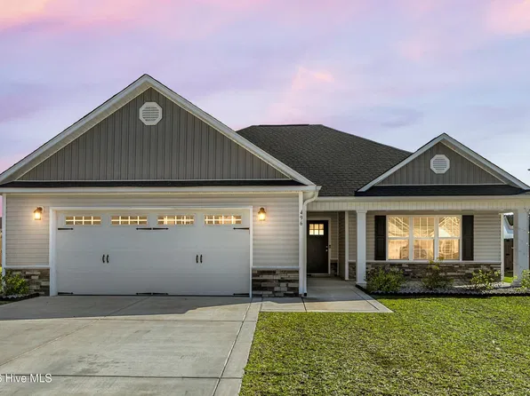 496 Pebble Shore Drive, Sneads Ferry, NC 28460