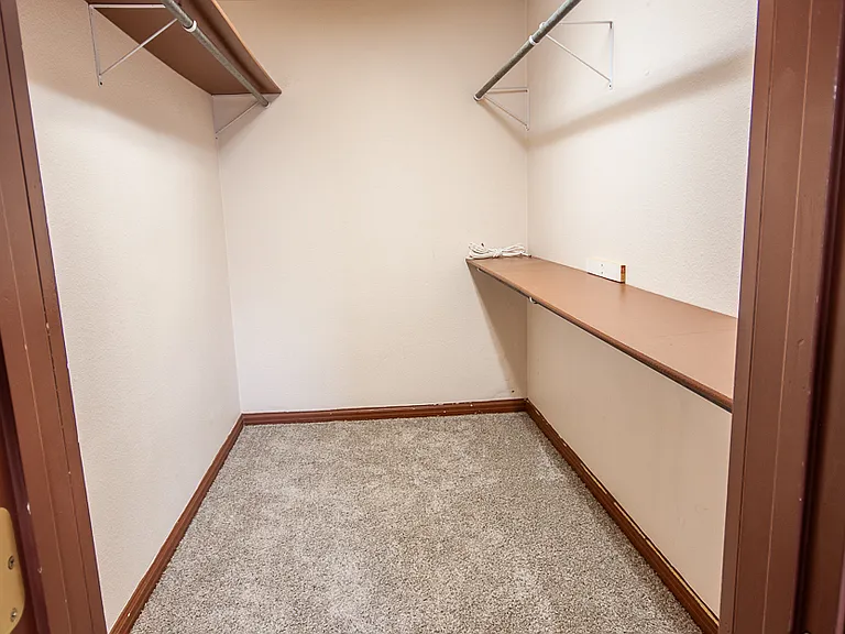 9 Pineway Blvd — Photo 12