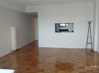 7 Whittier Pl, Boston, MA 02114