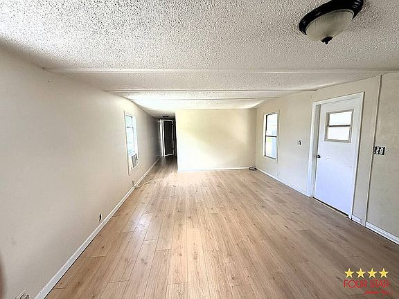 3rd image of 308 N Greenway Dr