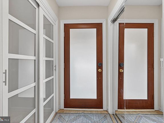 3rd image of 505 H St SW