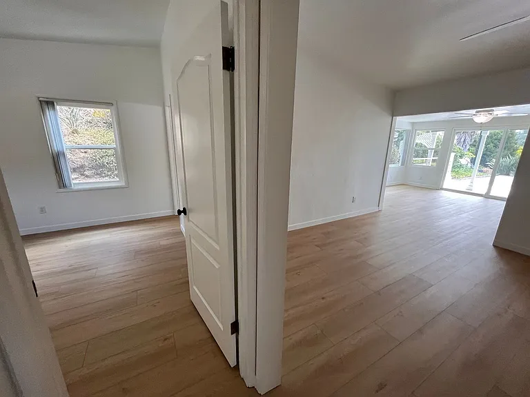 1560 Galveston St — Photo 35