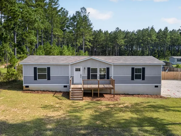 824 White Pond Rd, Williston, SC 29853