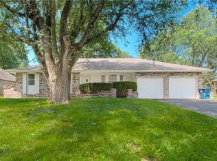 311 S Dyer St, Odessa, MO 64076
