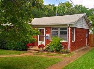 1607 Center Ave, Charlottesville, VA 22903