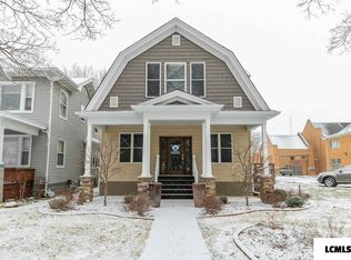 222 N McLean St, Lincoln, IL 62656