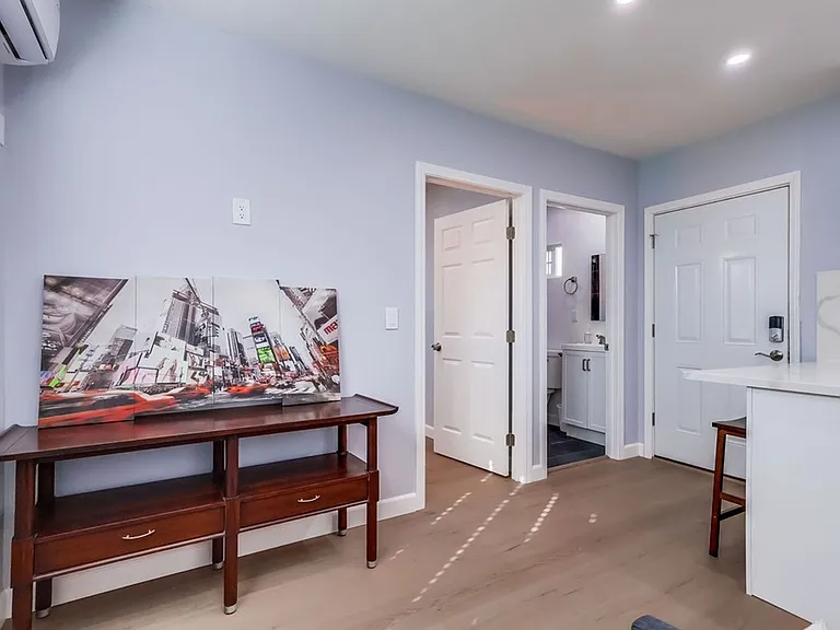 6504 W 84th Pl — Photo 10