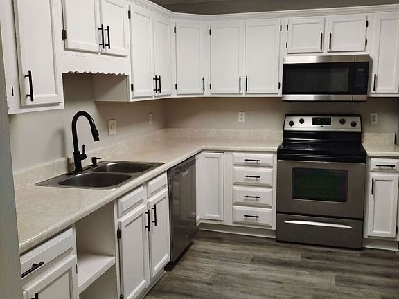5th image of 306 Mount Vernon Dr