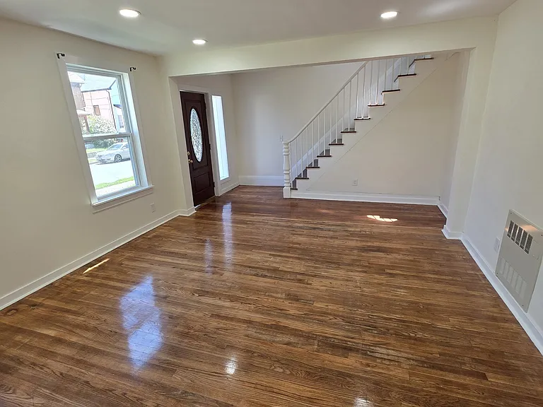 54 Prospect St — Photo 7