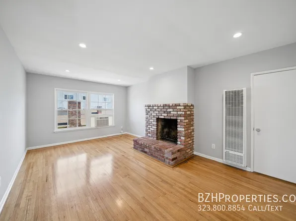 5303 1/2 Vantage Ave, Valley Village, CA 91607