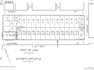 105 E Calaveras St, Altadena, CA 91001