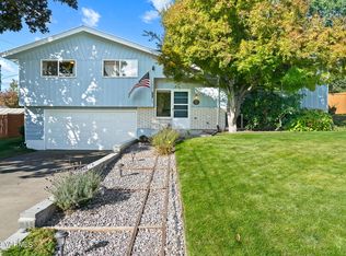 604 N 52nd Ave, Yakima, WA