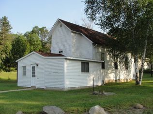 N17027 Crowe Rd, Pembine, WI 54156