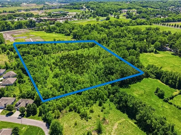 1300 S Van Maele Rd, Independence, MO 64056