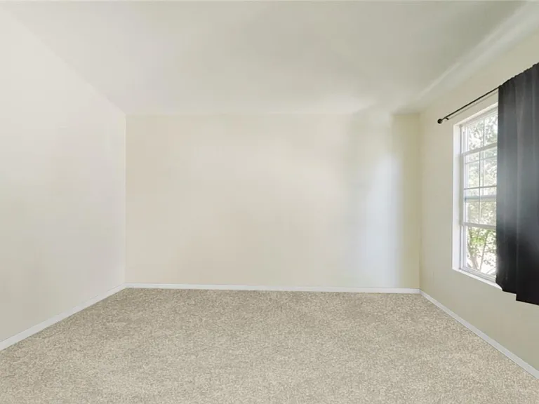 45041 Colleen Dr — Photo 7