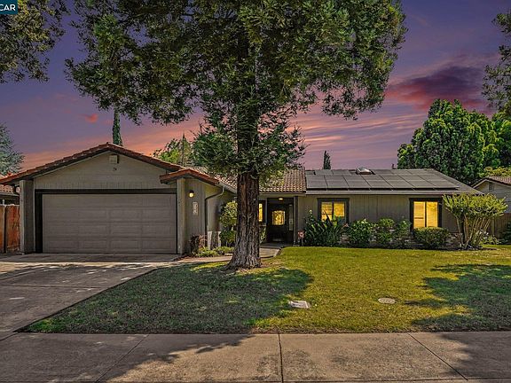 2nd image of 2356 Golden Bear Cir