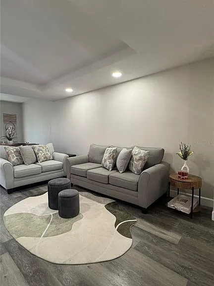 2015 Grand Oak Dr — Photo 9
