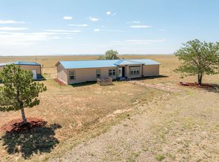 100 S Bluegrass Rd, Estancia, NM 87016