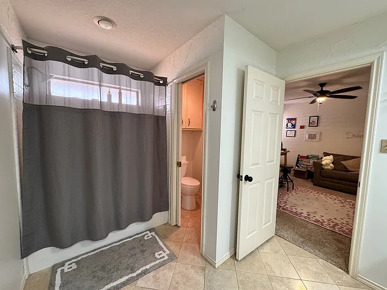 4117 Springfield Ct — Photo 26