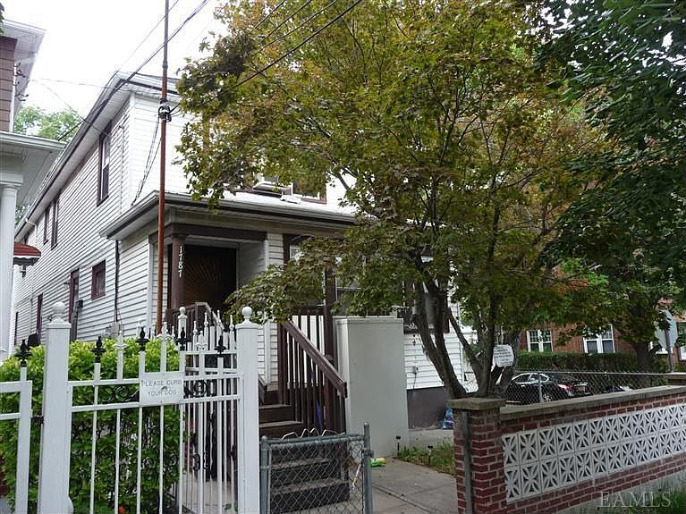 1st image of 1787 Bussing Ave