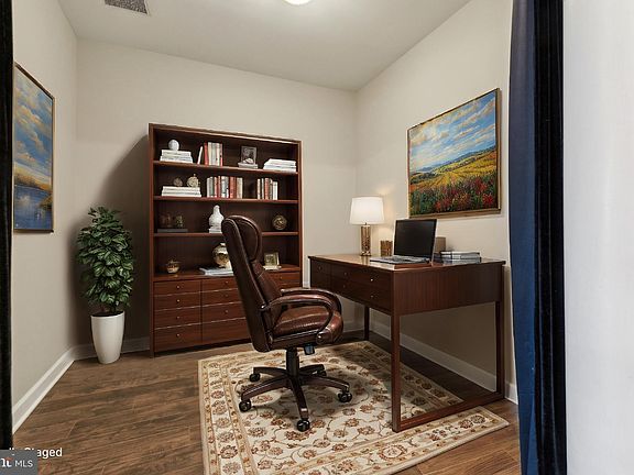 5th image of 100 Edelen Station Pl APT 101