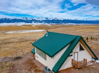 230 Brokenhand Rd, Westcliffe, CO 81252