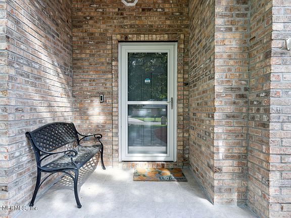 4th image of 1004 WHIRLAWAY Circle N