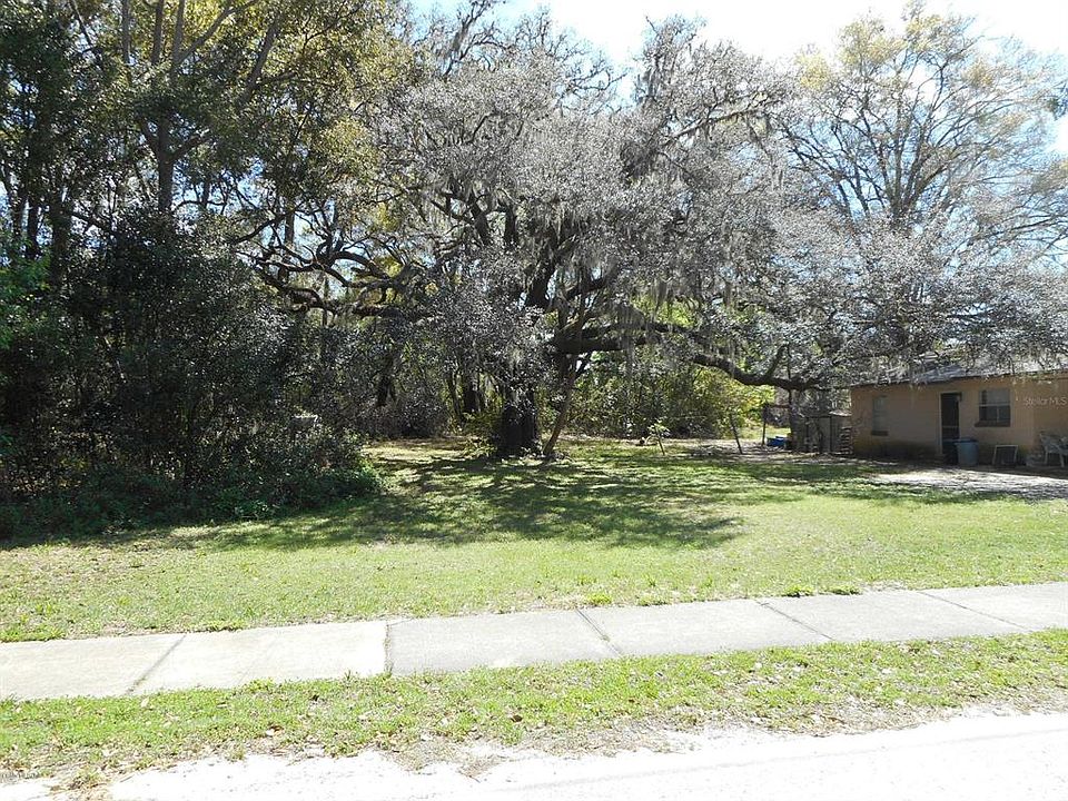 2nd image of 11779 Bostick St