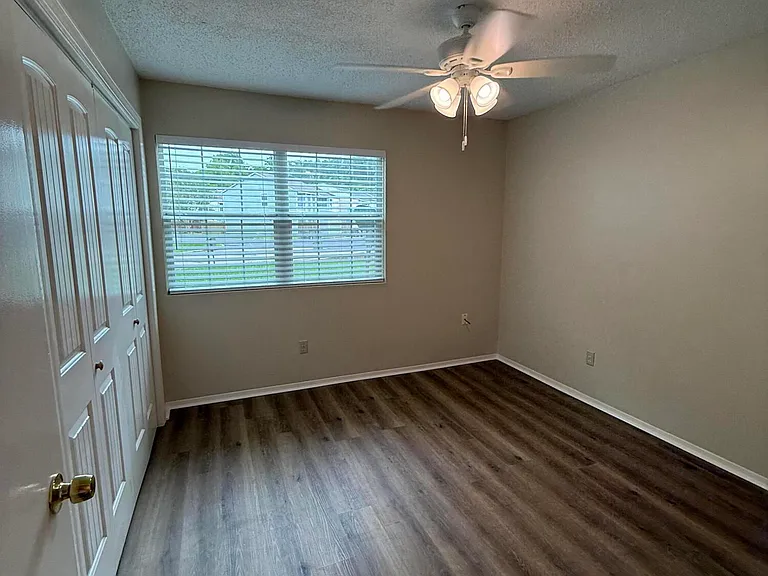 200 High Meadows Blvd #121 — Photo 14