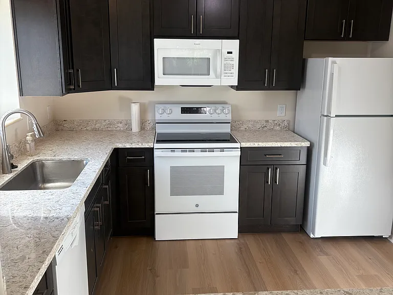 8601 15th Ave NE #201 — Photo 7